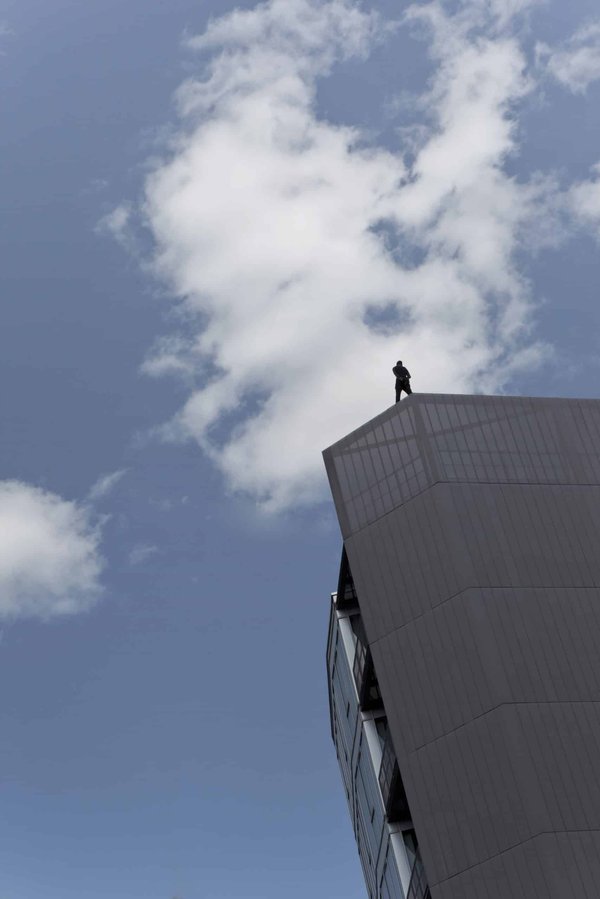 Quali sono le tecniche di negoziazione per l'acquisto di un immobile con più proprietari?